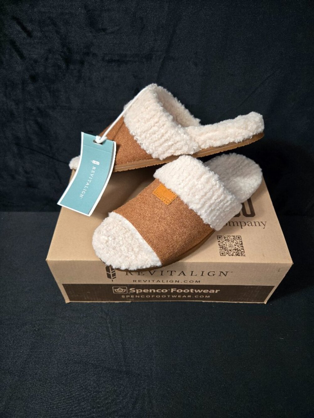 Revitalign Juniper Slip Womens Slippers 8.5B Brown Cream Plush New Box